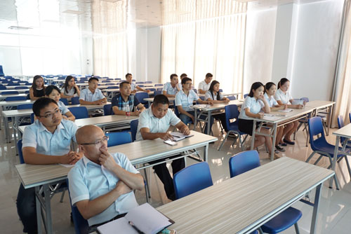 富轩商学院“导购培训班“准备就绪!!静候各位学员到来