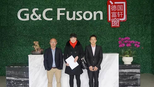 富轩门窗加盟气势不减 三月中旬再添三成员