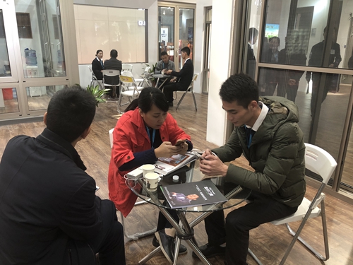 系统门窗,富轩领衔!荣获“中国系统门窗标准定制”参标单位称号