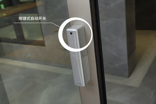 这扇推拉门,集高颜值、智能电动、静音环保于一身