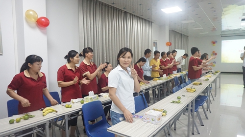 浓情金秋，温暖你我——记富轩门窗秋季生日会!