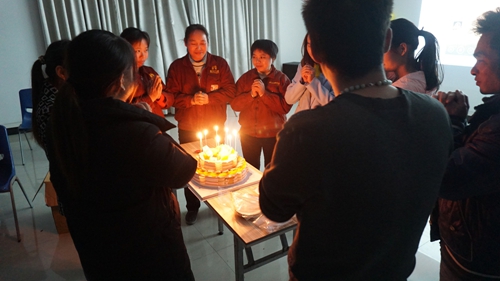 冬阳灿烂，人心温暖——记富轩门窗冬季生日会