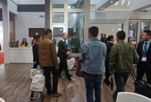 【展会快讯】第九届中国门博会在佛山潭州隆重开幕,富轩门窗闪耀全场!
